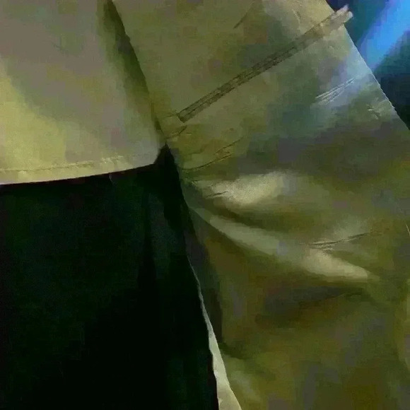 Vintage Adam’s Row 44L Black Blazer with Golden Buttons - Picture 4 of 7